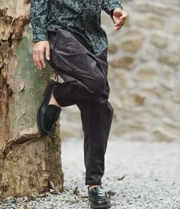 캄비오 코듀로이 팬츠 블랙