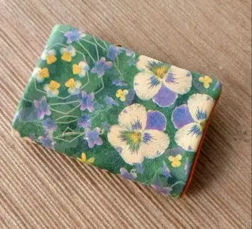 HIRAMEKI. 이단 접이식 지갑