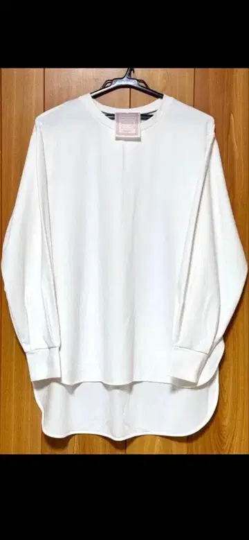 비어즐리 T 블라우스