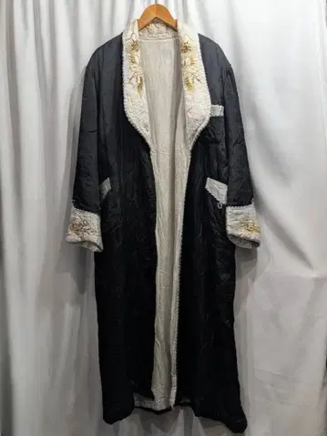 빈티지 용 자수 퀼팅 숄카라 수베니어 가운 코트