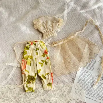 네오 브라이스 아웃핏 세트