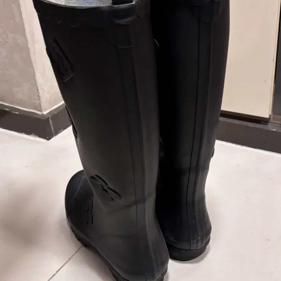 rockfish × kim minju rain boots Minju Kim x Rockfish Collaboration Rain Boots | Bunjang Global