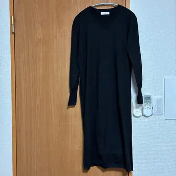 블랙 V넥 니트 롱 원피스