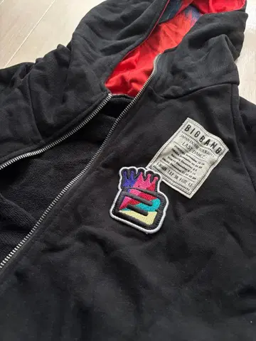 BIGBANG 후드 부착 후드티