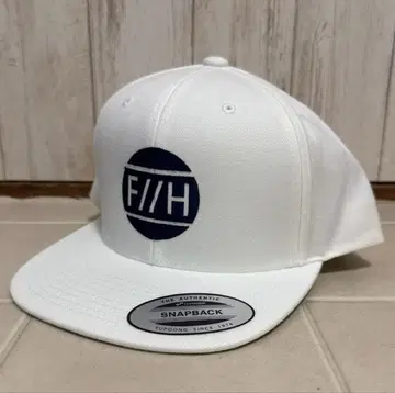하치오지 공무점 화이트 스냅백 캡 히로미