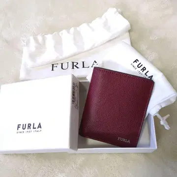 FURLA 이단 접이식 지갑 카드 지폐 수납 Wallet
