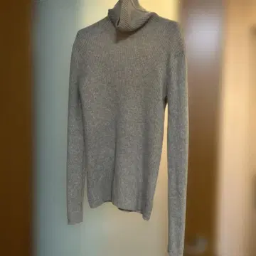 arm in arm 베이지 터틀넥 스웨터 M