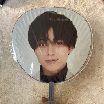 나가세 렌 피스 부채