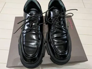 MANA 블랙 가죽 로퍼