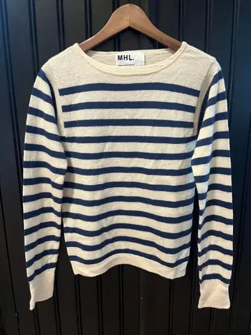 MHL 니트 스웨터 네이비 아이보리
