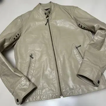 BEAMS 라이트 그레이 가죽 싱글 라이더 소가죽