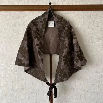 미사용 Ne-net 네넷 숄 래디시 패턴 퍼 머플러