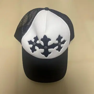 크로스 모티브 캡 화이트/블랙