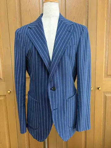 SUIT SELECT 네이비 스트라이프 테일러드 자켓 3시즌용