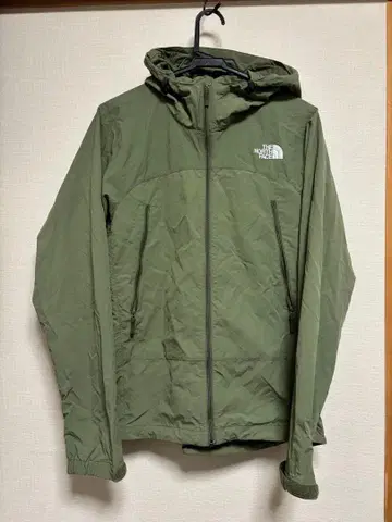 The North Face 마운틴 파카 올리브 그린
