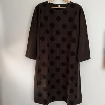prit 다크 브라운 도트 무늬 원피스
