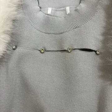 evelyn 퍼 숄더 니트 에블린 니트 상의