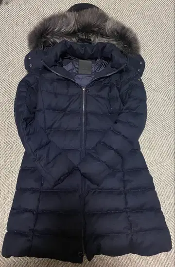 새상품급 TATRAS 타트라스 여성용 다운 약간의 할인 가능합니다!