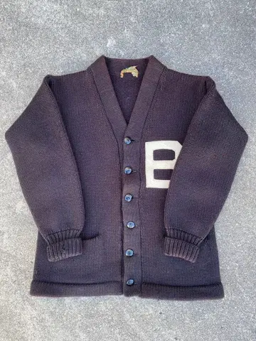 레어 30~40s 레터드 가디건 블랙 펠트