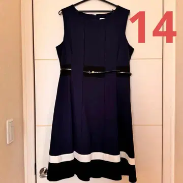 네이비 슬리브리스 무릎 기장 원피스 14