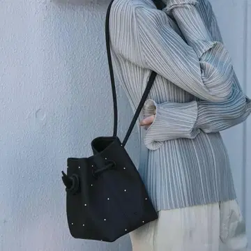 완판 10주년 모델 [VASIC] 한정판 스터드 BOND MINI 백