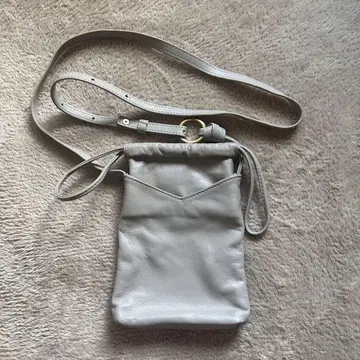 사만사 타바사 그레이 숄더백