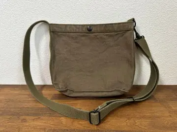 나이젤카본 매거진 백 그린