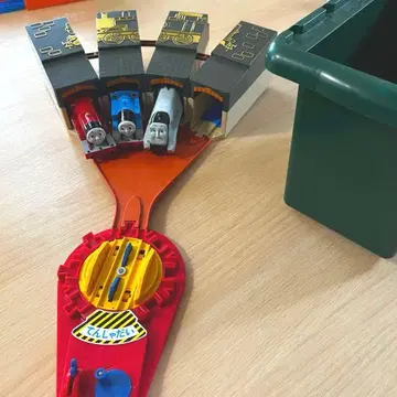 토마스 기관고 토마스 프라레일과 턴테이블 포함!!