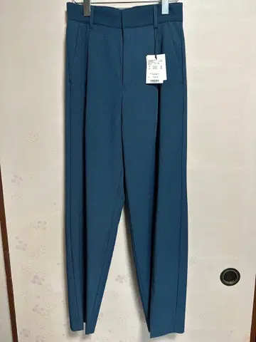 PAGEBOY WEB 한정판 센터 프레스 슬랙스 다크 블루