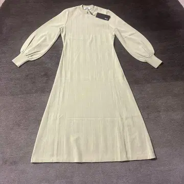 르네 담백한 그린 긴팔 니트 원피스 34