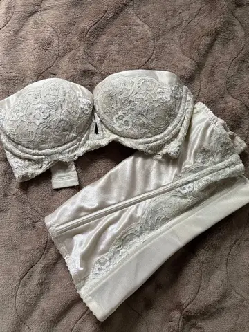 브라이덜 이너 C65 스큐레 SQRE