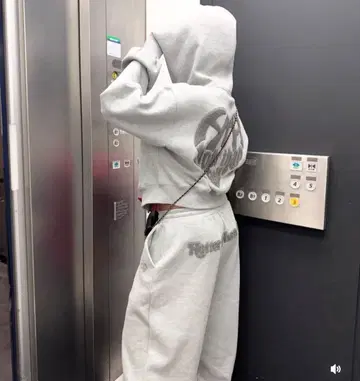 HTH glitter heart logo zip hoodie