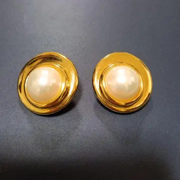 루치아노 소프라니 luciano soprani 귀찌 펄