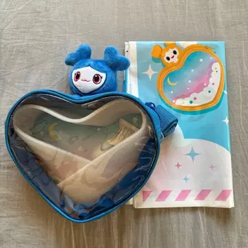 TWICE LOVELYS 삐요큥 바디백 쯔위 쯔블리