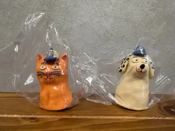 HONGAMA의 DOG과 CAT