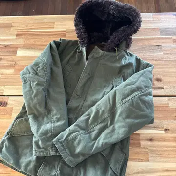 하이 스탠다드 퍼 포함 모즈 코트 M 사이즈