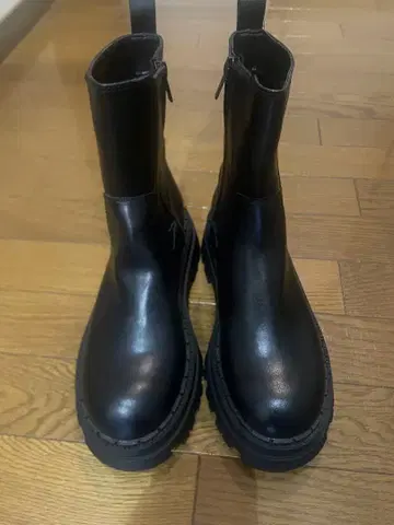 ZARA 블랙 숏부츠 39