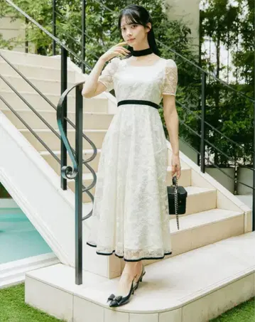 miku 콜라보 > 자수 레이스 드레스