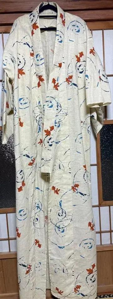 [ 새상품급 ] 유카타 백색 금붕어와 물방울 무늬 오비 포함
