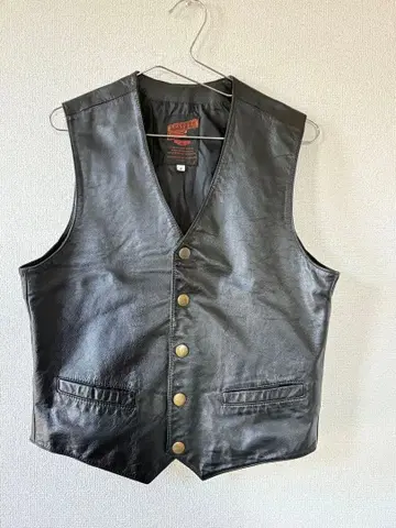 빈티지 가죽 블랙 베스트 F
