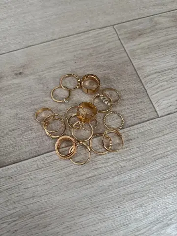 골드 링 세트 여러 개의 반지