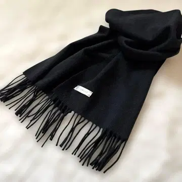 새상품급 캐시미어 블랙 프린지 스톨 블랙