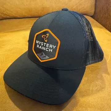새상품급 MYSTERY RANCH 블랙 메쉬 캡
