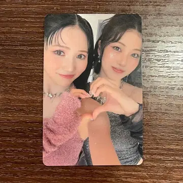 IS:SUE 투어 회장 특전 트레이딩 카드 유닛