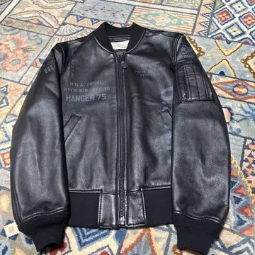 AVIREX HANGER 75 블랙 가죽 자켓