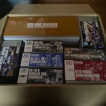 건담 프라모델 세트 7점