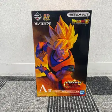 제일복권 드래곤볼 초사이어인 손오공 피규어