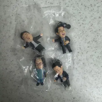 다이앤 고이 고이 데 스스 스나 가챠 키링 츠다 유스케 컴프