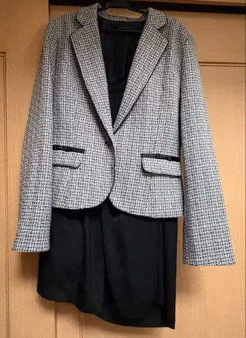 11AR 자켓 & 플리츠 스커트 세트