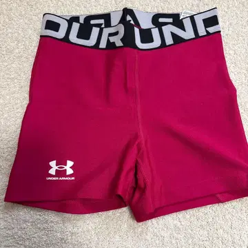 언더아머 여성용 숏 레깅스 팬츠